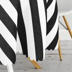 Siyah Beyaz Şeritli Dijital Baskılı Yuvarlak Masa Örtüsü - Çap 140cm Realhomes