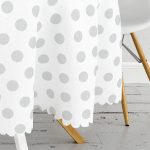 Gri Renkli Puantiyeli Dijital Baskılı Yuvarlak Masa Örtüsü - Çap 140cm Realhomes