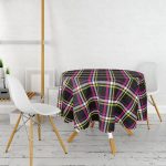 - MasaYuv-3091-Gorsel2 - Realhomes Siyah Sarı Pembe Ekose Desenli Dijital Baskılı Yuvarlak Masa Örtüsü - Çap 140cm Realhomes