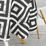 Mermer Zeminli Siyah Geometrik Desenli Modern Yuvarlak Masa Örtüsü - Çap 140cm Realhomes