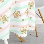 Pembe Mavi Zeminde Kar Tanesi Detaylı Modern Yuvarlak Masa Örtüsü - Çap 140cm Realhomes