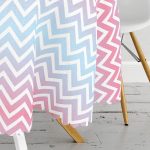 - MasaYuv-3357-Gorsel3 - Realhomes  Renkli Zigzag Tasarımlı 3D Dijital Baskılı Yuvarlak Masa Örtüsü - Çap 140cm Realhomes