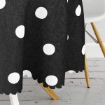 Siyah Zeminde Sweet Holiday Tasarımlı Dijital Baskılı Yuvarlak Masa Örtüsü - Çap 140cm Realhomes