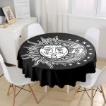 - MasaYuv-5001-Gorsel1 - Realhomes  Güneş Ay Yıldızlı Yuvarlak Masa Örtüsü - Çap 140cm Realhomes