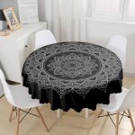 Siyah Zeminde Beyaz Mandala Desenli Yuvarlak Masa Örtüsü - Çap 140cm Realhomes