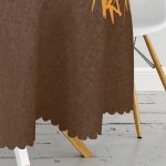 Kahverengi Zeminde Özel Tasarım Frida Kahlo Baskılı Yuvarlak Masa Örtüsü - Çap 140cm Realhomes