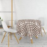 Kahve Zeminde Geometrik Kare Motifli Yuvarlak Masa Örtüsü - Çap 140cm Realhomes