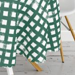 Koyu Yeşil Zeminde Geometrik Kare Motifli Yuvarlak Masa Örtüsü - Çap 140cm Realhomes