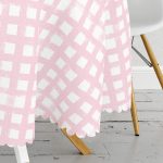 Pembe Zeminde Geometrik Kare Motifli Yuvarlak Masa Örtüsü - Çap 140cm Realhomes