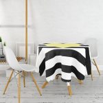 - MasaYuv-538-Gorsel2 - Realhomes Modern Kalp Desenli Dijital Baskılı Yuvarlak Masa Örtüsü - Çap 140cm Realhomes