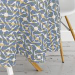 Gri Zemin Üzerinde Kahverengi Kot Çizgili Yuvarlak Masa Örtüsü - Çap 140cm Realhomes