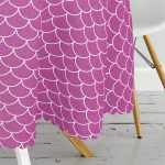 - MasaYuv-558-Gorsel3 - Realhomes  Mor Renkli Pul Tasarımlı Dijital Baskılı Yuvarlak Masa Örtüsü - Çap 140cm Realhomes