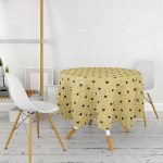 Gold Zeminde Beyaz Ok Motifli Dijital Baskılı Modern Yuvarlak Masa Örtüsü - Çap 140cm Realhomes