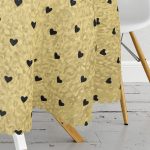 Gold Zeminde Beyaz Ok Motifli Dijital Baskılı Modern Yuvarlak Masa Örtüsü - Çap 140cm Realhomes