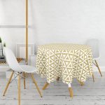 - MasaYuv-7123-Gorsel2 - Realhomes  Gold Zeminde Gold Ucgen Detaylı Dijital Baskılı Modern Yuvarlak Masa Örtüsü - Çap 140cm Realhomes