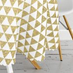 Beyaz Zeminde Gold Üçgen Desenli Dijital Baskılı Modern Yuvarlak Masa Örtüsü - Çap 140cm Realhomes