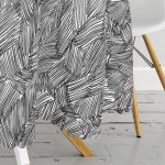 Siyah Onedraw Çizimli Gold Renkli Kalp Desenli Modern Yuvarlak Masa Örtüsü - Çap 140cm Realhomes