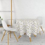 - MasaYuv-7163-Gorsel2 - Realhomes Siyah Beyaz Zeminli Gold Yaprak Desenli Dijital Baskılı Modern Yuvarlak Masa Örtüsü - Çap 140cm Realhomes