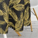 Siyah Zemin Üzerinde Gold Renkli Yaprak Desenli Modern Yuvarlak Masa Örtüsü - Çap 140cm Realhomes