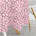 Siyah Zemin Üzerinde Pembe Renkli Puantiye Desenli Modern Yuvarlak Masa Örtüsü - Çap 140cm Realhomes