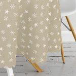 - MasaYuv-7503-Gorsel3 - Realhomes  Renkli Zeminli Yıldız Ve Kartanesi Motifli Dijital Baskılı Modern Yuvarlak Masa Örtüsü - Çap 140cm Realhomes