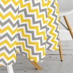 - MasaYuv-754-Gorsel3 - Realhomes  Sarı Gri Zigzag Desenli Modern Tasarımlı Yuvarlak Masa Örtüsü - Çap 140cm Realhomes