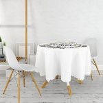 - MasaYuv-7545-Gorsel2 - Realhomes  Beyaz Zeminli Merry Christmas Yazılı Dijital Baskılı Modern Yuvarlak Masa Örtüsü - Çap 140cm Realhomes