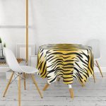 Renkli Zemin Üzerinde Gold Detaylı Geometrik Çizimli Yuvarlak Masa Örtüsü - Çap 140cm Realhomes