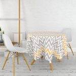 Beyaz Zemin Üzerinde Turuncu Gri Renklı Geometrik Desen Yuvarlak Masa Örtüsü - Çap 140cm Realhomes