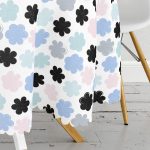 - MasaYuv-7775-Gorsel3 - Realhomes  Beyaz Zemin Üzerinde Rengarenk Modern Çiçek Desenli Modern Yuvarlak Masa Örtüsü - Çap 140cm Realhomes