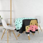 Renkli Zemin Üzerinde Gold Detaylı Modern Desenli Modern Yuvarlak Masa Örtüsü - Çap 140cm Realhomes