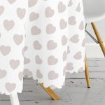 - MasaYuv-788-Gorsel3 - Realhomes  Kalp Desen Dijital Baskılı Yuvarlak Masa Örtüsü - Çap 140cm Realhomes