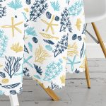 Beyaz Zemin Üzerinde Renkli Deniz Motifli Yuvarlak Masa Örtüsü - Çap 140cm Realhomes