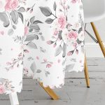 - MasaYuv-8004-Gorsel3 - Realhomes Pembe Beyaz Gül Gri Yapraklar Desenli Dijital Baskılı Modern Yuvarlak Masa Örtüsü - Çap 140cm Realhomes