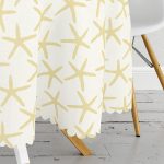 - MasaYuv-8083-Gorsel3 - Realhomes  Renkli Zeminli Deniz Yıldızı Desenli Dijital Baskılı Modern Yuvarlak Masa Örtüsü - Çap 140cm Realhomes