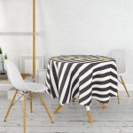 Beyaz Zemin Üzerinde Siyah Yatay Çizgili Gold Renkli Love Yazılı Yuvarlak Masa Örtüsü - Çap 140cm Realhomes