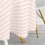 Beyaz Zeminli Gold Renkli Love Yazılı Dijital Baskılı Modern Yuvarlak Masa Örtüsü - Çap 140cm Realhomes