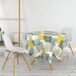 Beyaz Zemin Üzerinde Renkli Çizgili Geometrik Desenli Yuvarlak Masa Örtüsü - Çap 140cm Realhomes