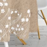 Rengarenk Zemin Üzerinde Beyaz Çiçek Desenli Yuvarlak Masa Örtüsü - Çap 140cm Realhomes