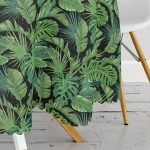 - MasaYuv-8428-Gorsel3 - Realhomes Siyah Zemin Üzerinde Yeşil Yaprak Desenli Yuvarlak Masa Örtüsü - Çap 140cm Realhomes