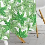 Beyaz Zemin Üzerinde Yeşil Yaprak Desenli Yuvarlak Masa Örtüsü - Çap 140cm Realhomes