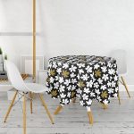 - MasaYuv-8517-Gorsel2 - Realhomes Siyah Zemin Üzerinde Gold Detaylı Beyaz Çiçek Desenli Yuvarlak Masa Örtüsü - Çap 140cm Realhomes