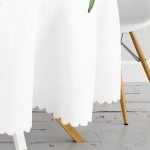 Beyaz Zemin Üzerinde Rengarenk Çiçek Desenli Yuvarlak Masa Örtüsü - Çap 140cm Realhomes