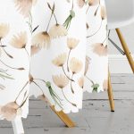 Beyaz Zemin Üzerinde Çiçek Desenli Dijital Baskılı Modern Yuvarlak Masa Örtüsü - Çap 140cm Realhomes