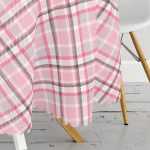 - MasaYuv-8627-Gorsel3 - Realhomes Renkli Zemin Üzerinde Ekose Desenli Dijital Baskılı Modern Yuvarlak Masa Örtüsü - Çap 140cm Realhomes