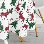 - MasaYuv-8646-Gorsel3 - Realhomes Beyaz Zemin Üzerinde Çam Ağaçli Ekoseli Geyik Motifli Yuvarlak Masa Örtüsü - Çap 140cm Realhomes