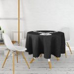 Siyah Zeminde Mermer Motifli Geyik Tasarımlı Yuvarlak Masa Örtüsü - Çap 140cm Realhomes