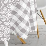 - MasaYuv-Real226-Gorsel3 - Realhomes Gri Ekose Tasarımlı Dijital Baskılı Yuvarlak Masa Örtüsü - Çap 140cm Realhomes