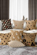 - Rh-K7liset511-Gorsel1 - Realhomes  7'li Kahverengi Mery Christmas Temalı Dijital Baskılı Kırlent Kılıfı Seti Realhomes