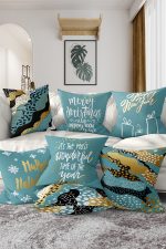 - Rh-K7liset512-Gorsel1 - Realhomes  7'li Mavi Zeminli Gold Detay Mery Christmas Temalı Dijital Baskılı Kırlent Kılıfı Seti Realhomes